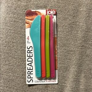 Joie Multicolor Spreader Set